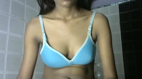 Snapshot of avery_lust01 chatting on 07/11/26, 06:16 avery_lust01 online show from 07/11/26, 06:16