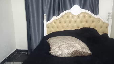 averygoodbadgirl online show from 06/05/26, 07:30