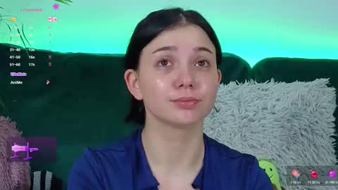 Snapshot of averywillow chatting on 10/06/25, 08:01 AveryWillow online show from 10/06/25, 08:01