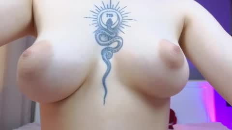 Snapshot of avgustina_love chatting on 03/12/25, 10:48 avgustina_love online show from 03/12/25, 10:48