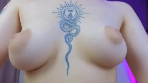 avgustina_love online show from 11/16/25, 12:33