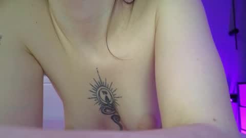 Snapshot of avgustina_love chatting on 05/02/26, 12:21 avgustina_love online show from 05/02/26, 12:21
