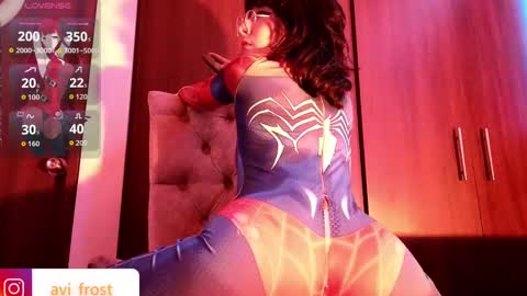 Snapshot of avi_frost chatting on 09/22/25, 10:17 Saraaaa independent model 3 online show from 09/22/25, 10:17