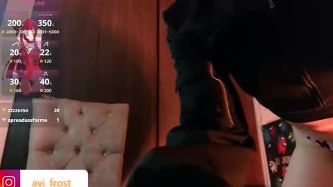 Snapshot of avi_frost chatting on 09/24/25, 09:23 Saraaaa independent model 3 online show from 09/24/25, 09:23