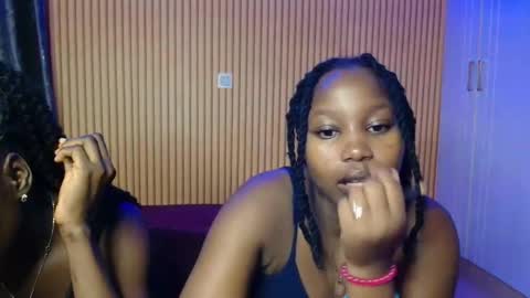 Snapshot of avian_talya chatting on 11/09/25, 03:32 Avian online show from 11/09/25, 03:32