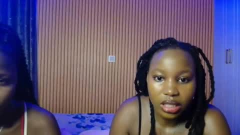 Snapshot of avian_talya chatting on 11/17/25, 03:07 Avian online show from 11/17/25, 03:07