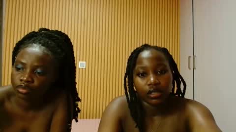 Snapshot of avian_talya chatting on 11/23/25, 03:56 Avian online show from 11/23/25, 03:56