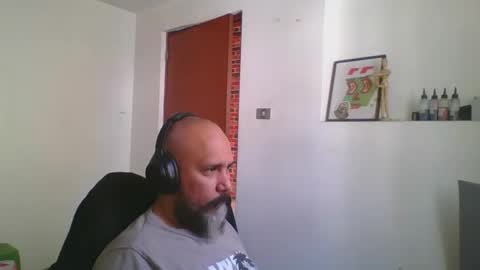 Dark r0k3r online show from 12/19/25, 01:18