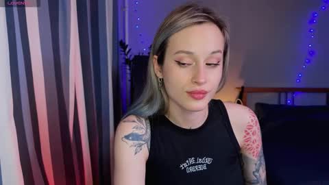 Snapshot of aviva_faith chatting on 10/12/25, 05:23 Aviva online show from 10/12/25, 05:23