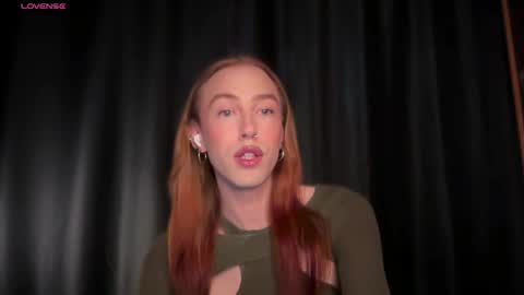 avril_pearly_ online show from 05/18/26, 10:54