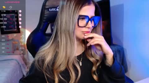 Avrill Morgan online show from 10/01/25, 10:49