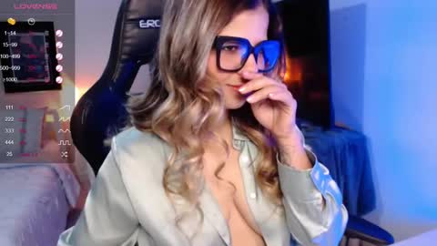 Avrill Morgan online show from 10/06/25, 08:06