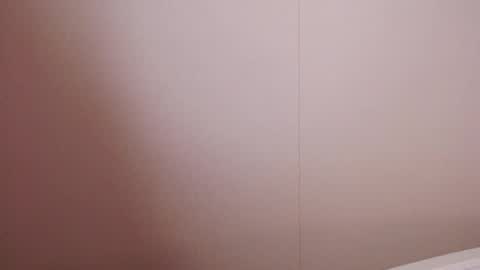 Snapshot of avrora_lew_ chatting on 03/05/25, 03:18 Avrora Inst online show from 03/05/25, 03:18