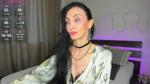 Snapshot of avrora_mars chatting on 06/04/26, 09:15 Avrora online show from 06/04/26, 09:15