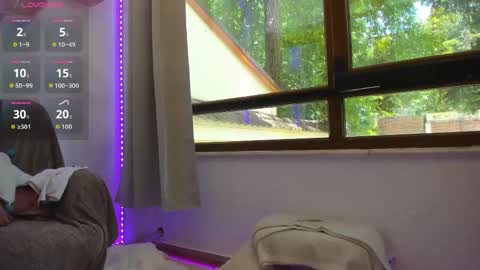 Jolie online show from 06/01/26, 09:22