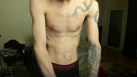 Snapshot of awesome_justin chatting on 11/06/25, 09:26 Justin online show from 11/06/25, 09:26