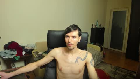 Snapshot of awesome_justin chatting on 11/07/25, 09:04 Justin online show from 11/07/25, 09:04