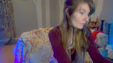 Snapshot of awesomeblossommm chatting on 01/15/26, 02:05 awesomeblossommm online show from 01/15/26, 02:05