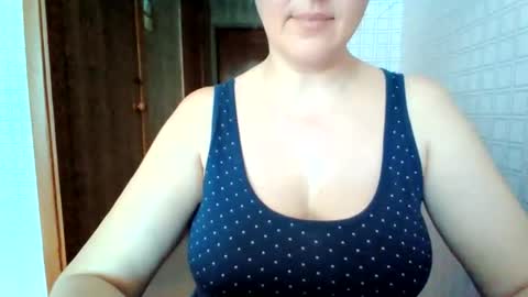 awesomeladyy online show from 05/16/26, 01:43