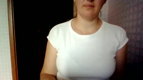 awesomeladyy online show from 07/04/26, 07:36