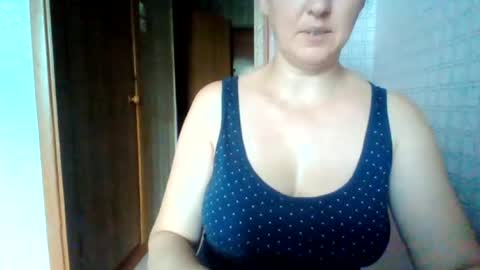 awesomeladyy online show from 07/05/26, 10:00