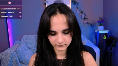 Snapshot of awesomemonica chatting on 10/19/25, 12:11 monica online show from 10/19/25, 12:11