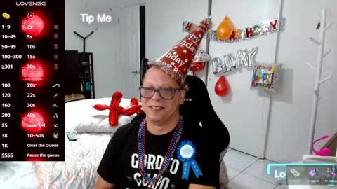 Snapshot of axel264 chatting on 05/15/26, 10:00 Alex online show from 05/15/26, 10:00