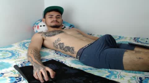 Axel online show from 12/28/24, 02:32