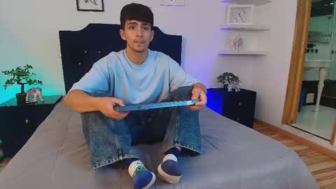 axel_draven online show from 10/20/25, 11:21