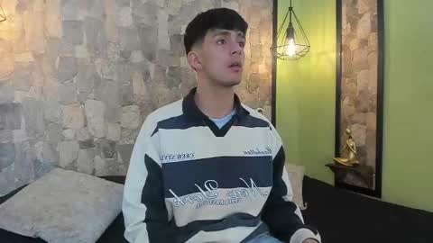 axel_draven online show from 10/27/25, 11:14