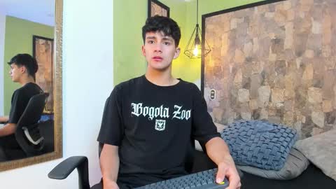 Snapshot of axel_draven chatting on 11/15/25, 11:18 axel_draven online show from 11/15/25, 11:18