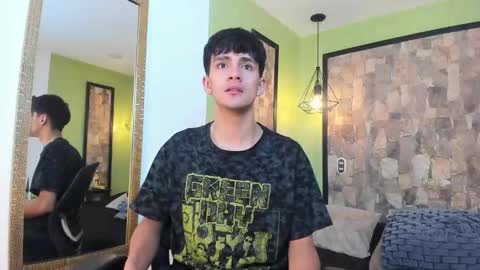 Snapshot of axel_draven chatting on 11/17/25, 11:27 axel_draven online show from 11/17/25, 11:27