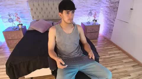 axel_draven online show from 04/15/26, 12:12