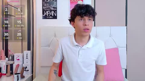 Axel Evanss online show from 11/18/25, 12:31