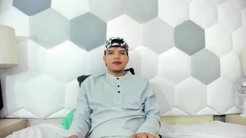 Snapshot of axel_forte chatting on 11/05/25, 01:22 Axel Forte online show from 11/05/25, 01:22