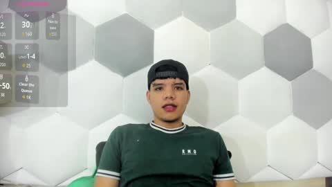 Snapshot of axel_forte chatting on 11/06/25, 01:23 Axel Forte online show from 11/06/25, 01:23