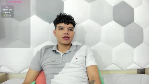 Snapshot of axel_forte chatting on 11/08/25, 01:22 Axel Forte online show from 11/08/25, 01:22