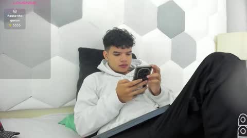 Snapshot of axel_forte chatting on 12/05/25, 01:09 Axel Forte online show from 12/05/25, 01:09