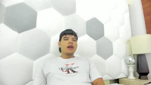 Snapshot of axel_forte chatting on 12/14/25, 01:27 Axel Forte online show from 12/14/25, 01:27