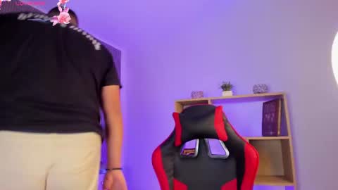 axel_grey_ online show from 07/13/26, 12:52
