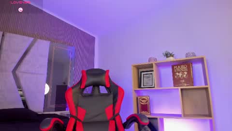 axel_grey_ online show from 07/28/26, 03:21