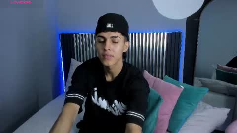 A X E L  online show from 07/02/26, 08:15