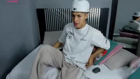 A X E L  online show from 07/03/26, 08:26
