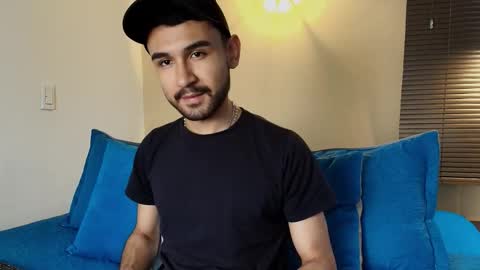 Axel Moon online show from 10/14/25, 07:03