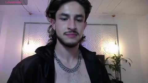 Axel  online show from 06/11/26, 02:59