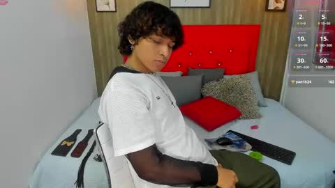 Alex online show from 02/11/25, 06:55