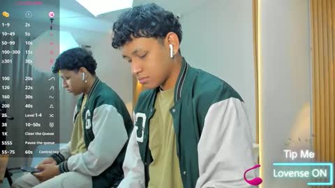 Alex online show from 09/26/25, 03:21