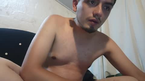 Snapshot of axel_rivers23 chatting on 05/16/26, 02:19 Axel rivers23 online show from 05/16/26, 02:19