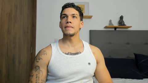 INDEPENDENT MODEL  online show from 09/09/25, 04:45
