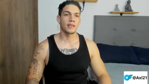 INDEPENDENT MODEL  online show from 12/01/25, 04:17